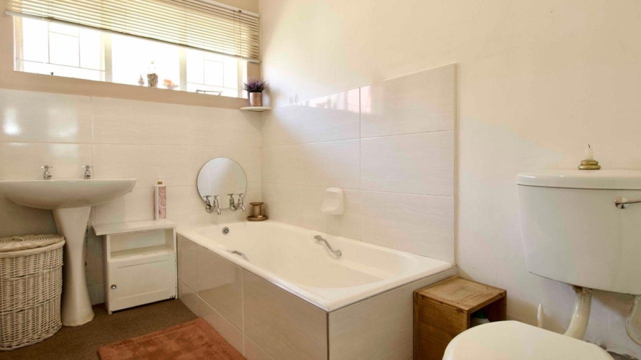 3 Bedroom Property for Sale in Doringkloof Gauteng
