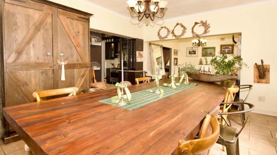 7 Bedroom Property for Sale in Clubview Gauteng