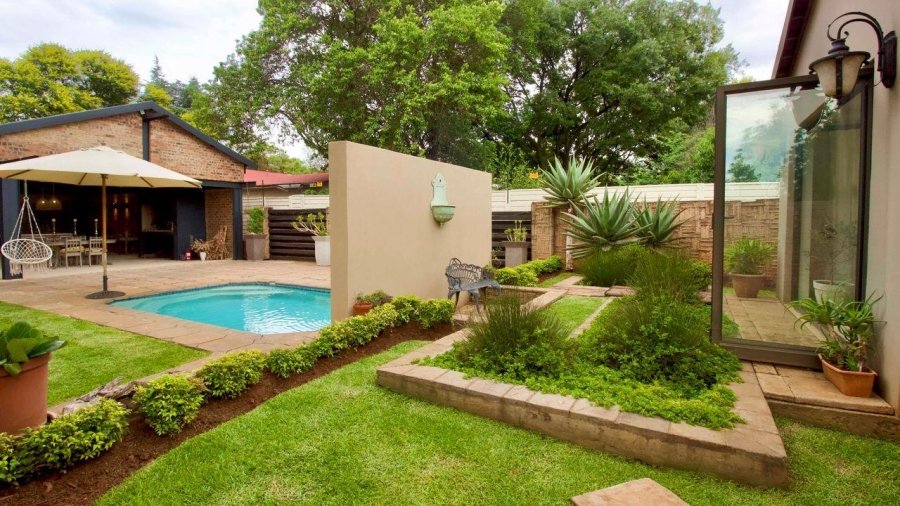 7 Bedroom Property for Sale in Clubview Gauteng