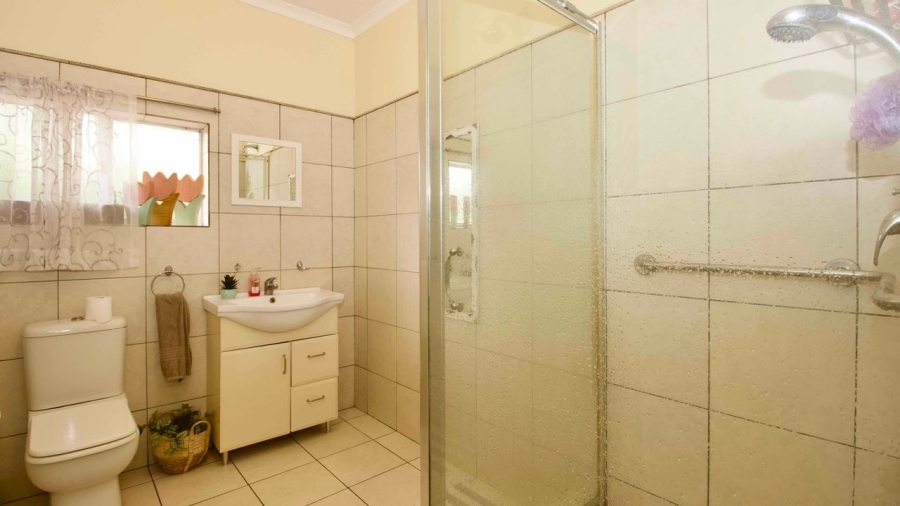 7 Bedroom Property for Sale in Clubview Gauteng