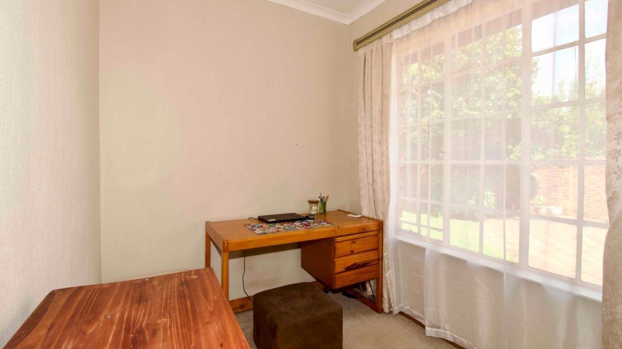 3 Bedroom Property for Sale in Clubview Gauteng