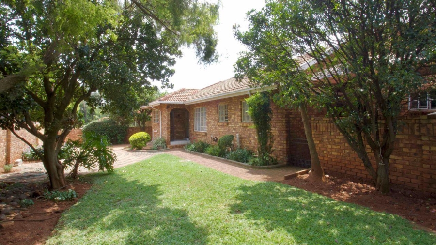 3 Bedroom Property for Sale in Clubview Gauteng