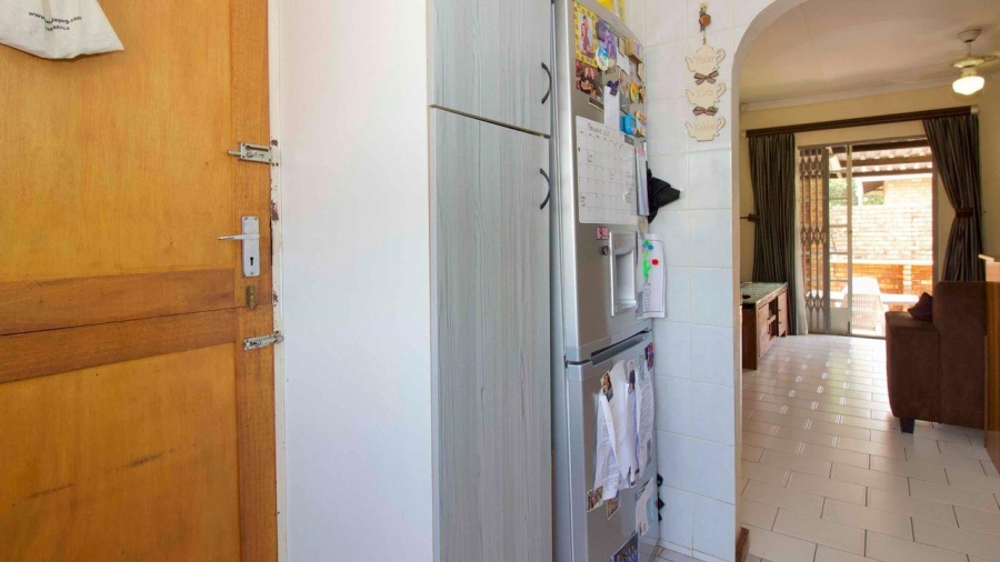 3 Bedroom Property for Sale in Clubview Gauteng