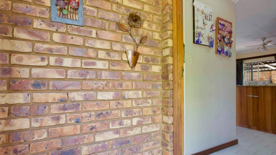3 Bedroom Property for Sale in Clubview Gauteng