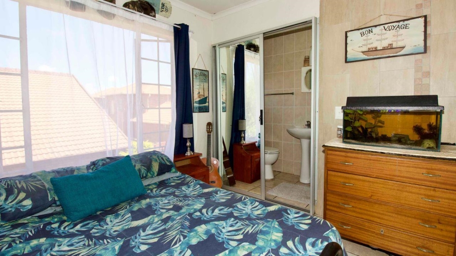 3 Bedroom Property for Sale in Amberfield Gauteng