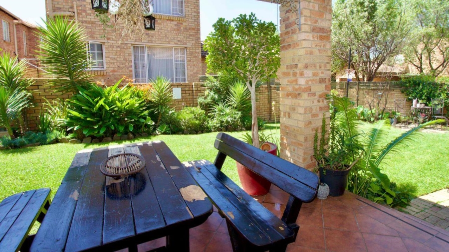 3 Bedroom Property for Sale in Amberfield Gauteng