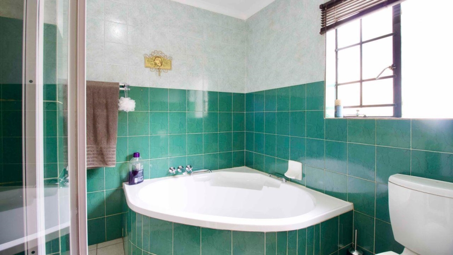3 Bedroom Property for Sale in Highveld Gauteng