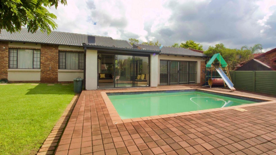 3 Bedroom Property for Sale in Highveld Gauteng
