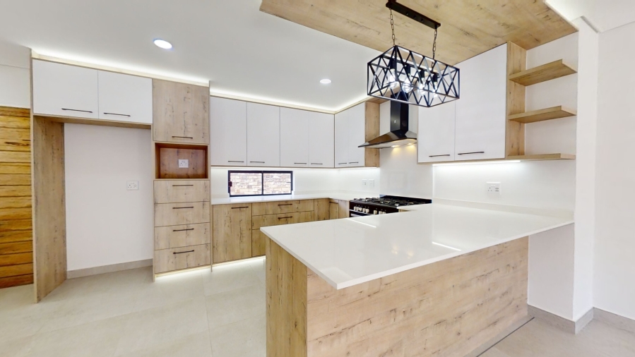 3 Bedroom Property for Sale in Dayanglen Gauteng