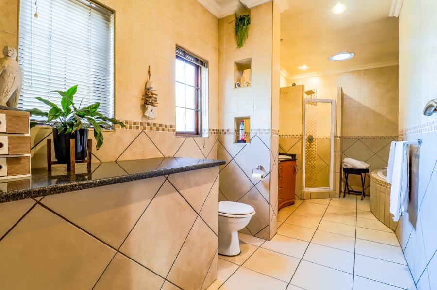5 Bedroom Property for Sale in Midstream Estate Gauteng