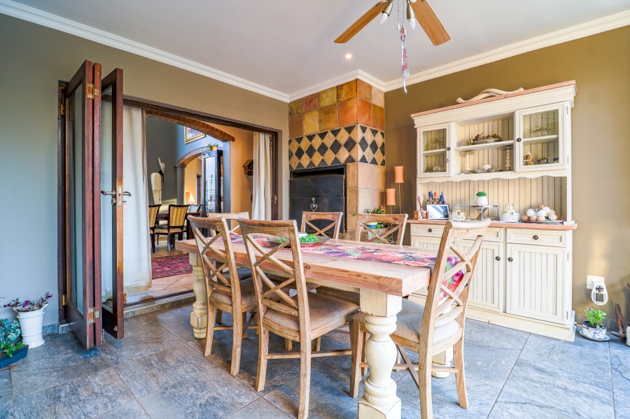 5 Bedroom Property for Sale in Midstream Estate Gauteng