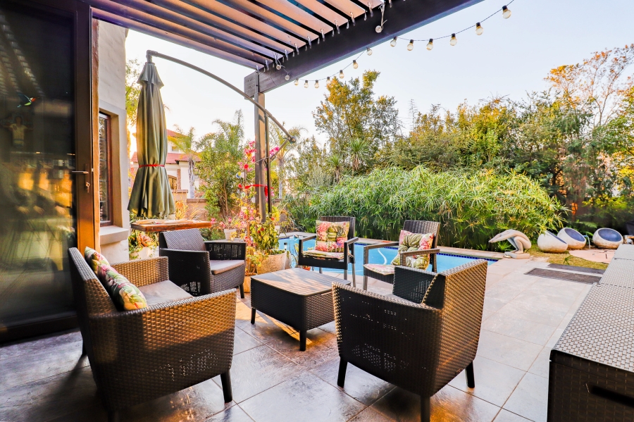 5 Bedroom Property for Sale in Midstream Estate Gauteng