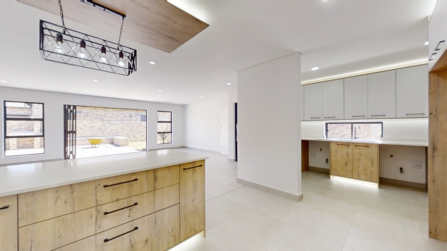 3 Bedroom Property for Sale in Dayanglen Gauteng