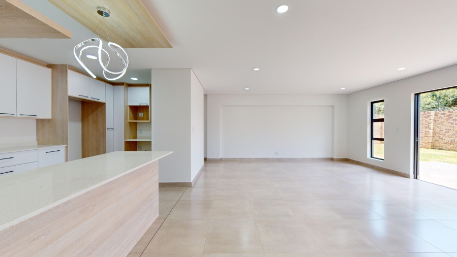 3 Bedroom Property for Sale in Dayanglen Gauteng