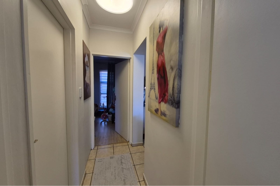 To Let 2 Bedroom Property for Rent in Barbeque Downs Gauteng