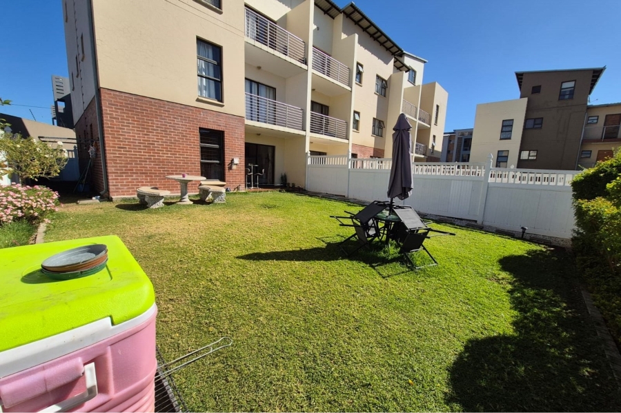 To Let 2 Bedroom Property for Rent in Barbeque Downs Gauteng