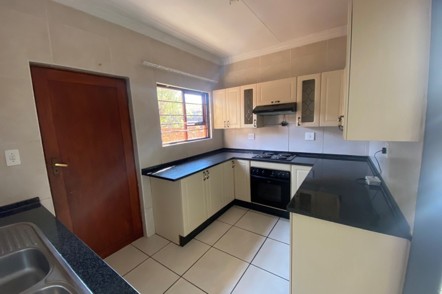 To Let 3 Bedroom Property for Rent in Noordhang Gauteng