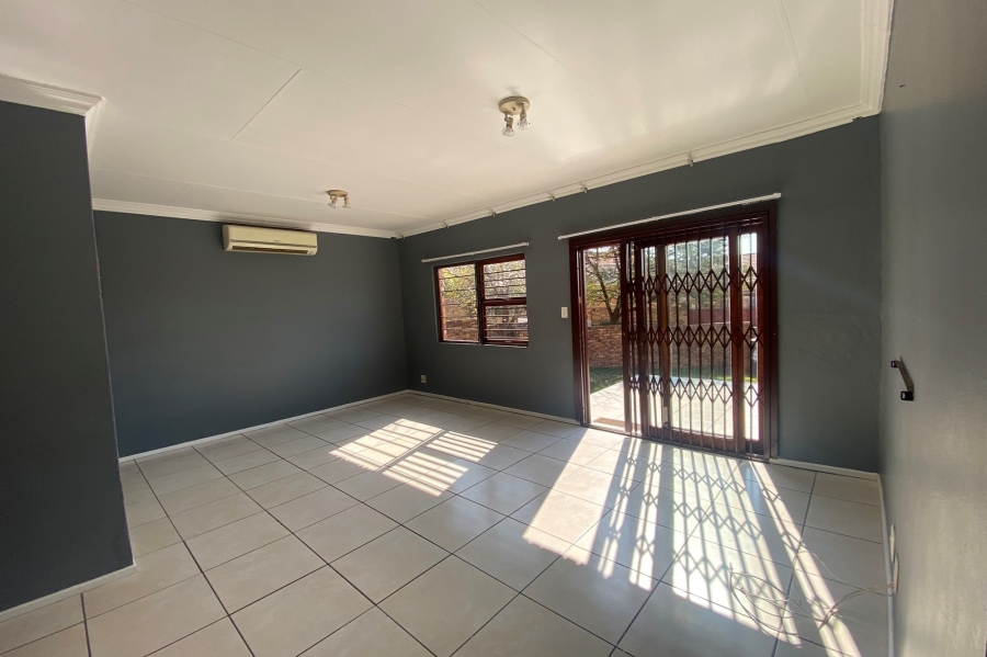 To Let 3 Bedroom Property for Rent in Noordhang Gauteng