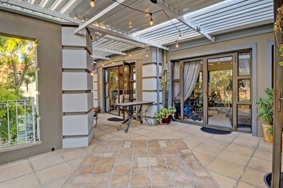 4 Bedroom Property for Sale in Blue Valley Golf Estate Gauteng