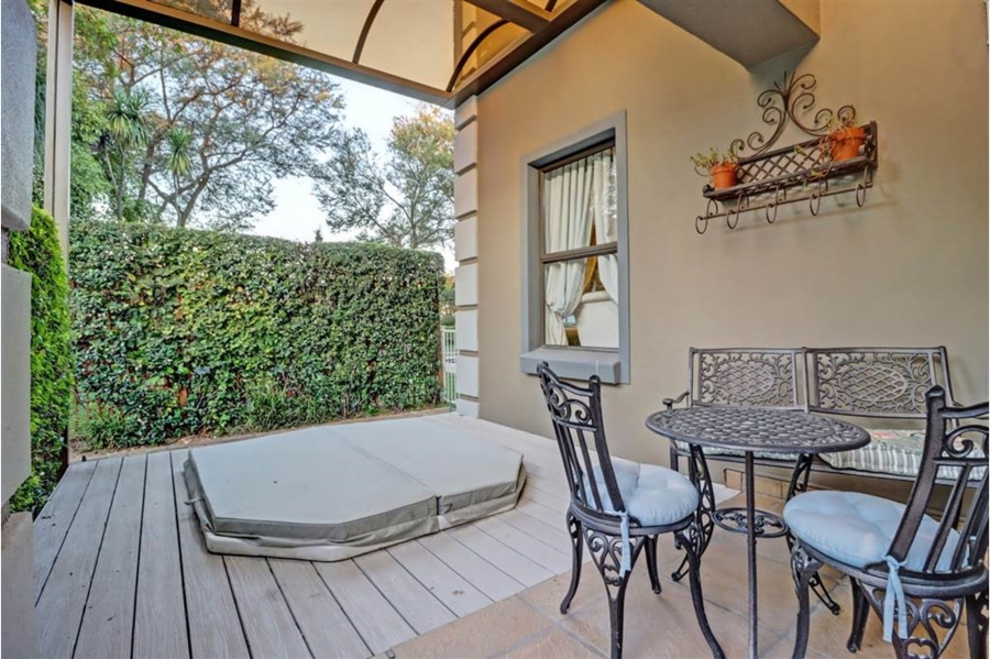 4 Bedroom Property for Sale in Blue Valley Golf Estate Gauteng