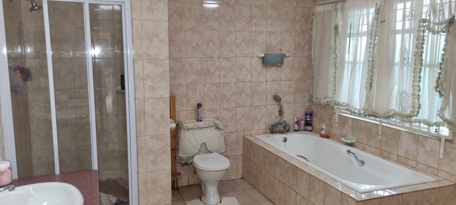 Commercial Property for Sale in Valley Settlements A H Gauteng