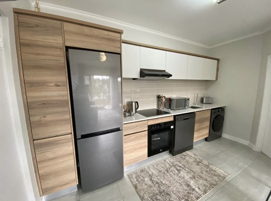 To Let 1 Bedroom Property for Rent in Waterfall Gauteng