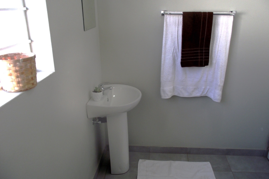 To Let 2 Bedroom Property for Rent in Croydon Gauteng
