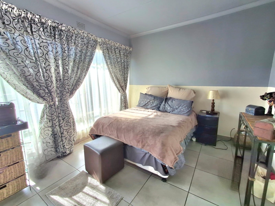 2 Bedroom Property for Sale in Marlands Gauteng