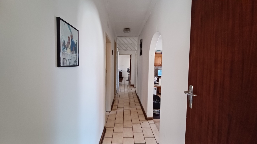 3 Bedroom Property for Sale in Vanderbijlpark SE 6 Gauteng