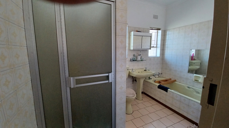 3 Bedroom Property for Sale in Vanderbijlpark SE 6 Gauteng