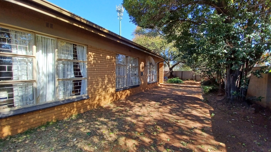 3 Bedroom Property for Sale in Vanderbijlpark SE 6 Gauteng