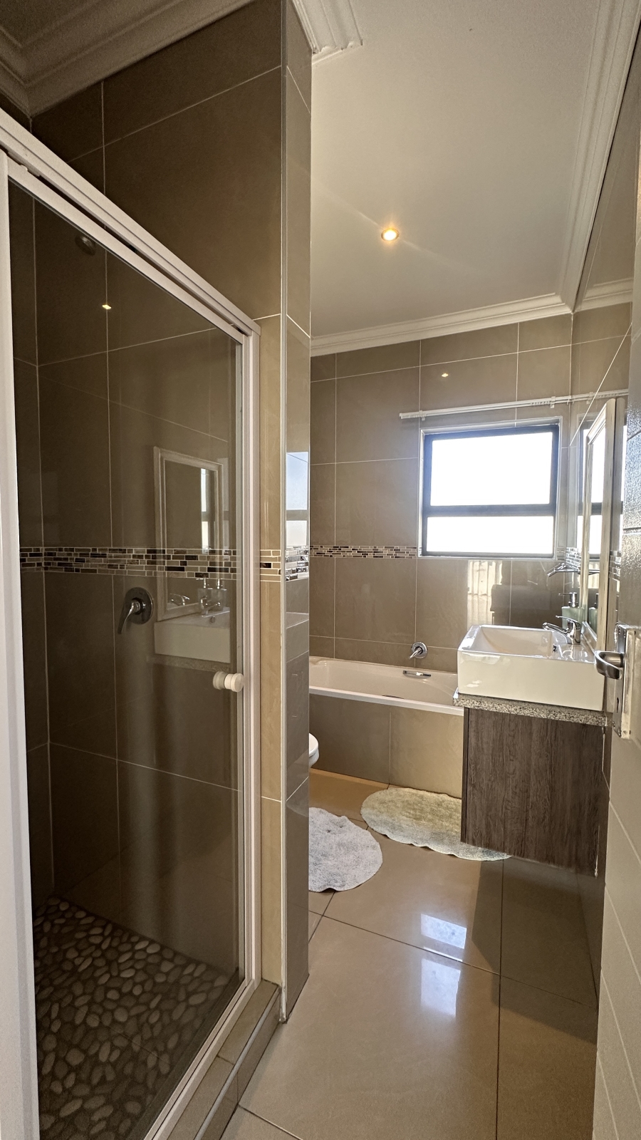 3 Bedroom Property for Sale in Thatchfield Hills Gauteng