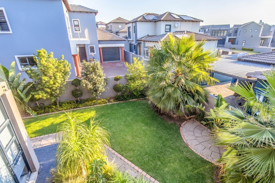 3 Bedroom Property for Sale in Thatchfield Hills Gauteng