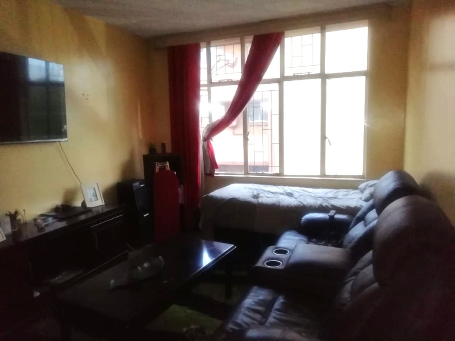 2 Bedroom Property for Sale in Pretoria West Gauteng