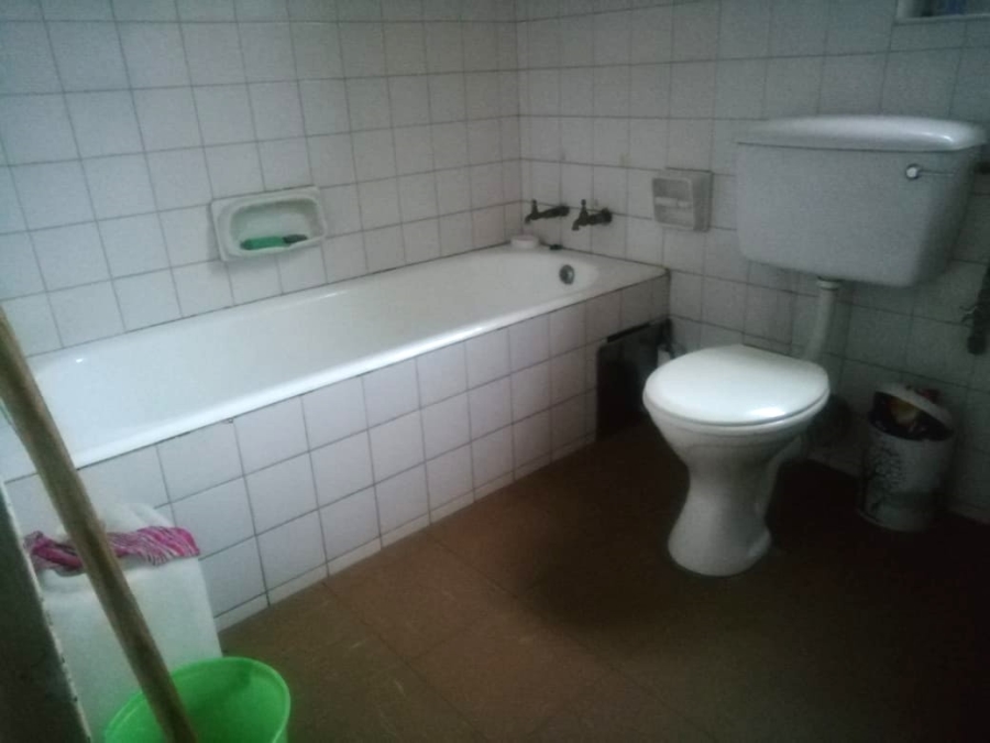 2 Bedroom Property for Sale in Pretoria West Gauteng