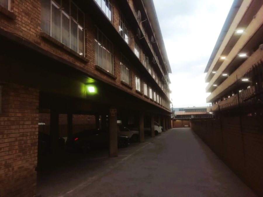 2 Bedroom Property for Sale in Pretoria West Gauteng