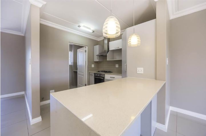 To Let 4 Bedroom Property for Rent in Kyalami Hills Gauteng