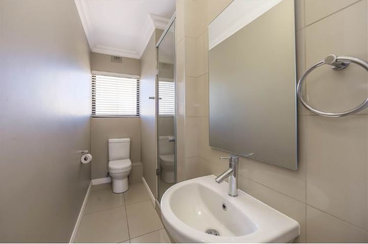 To Let 4 Bedroom Property for Rent in Kyalami Hills Gauteng