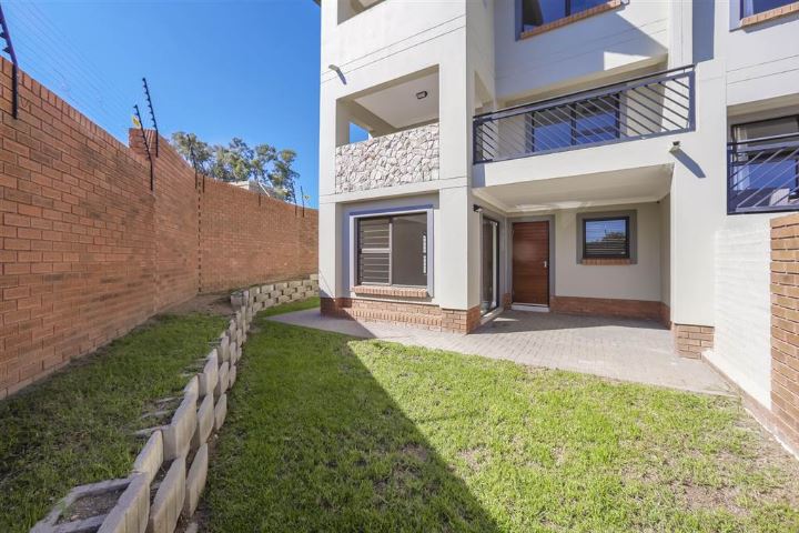 To Let 4 Bedroom Property for Rent in Kyalami Hills Gauteng