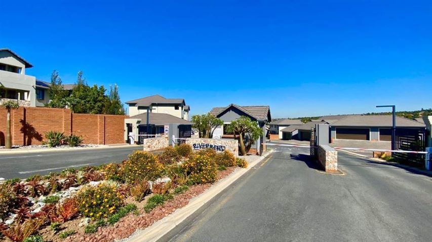 To Let 4 Bedroom Property for Rent in Kyalami Hills Gauteng