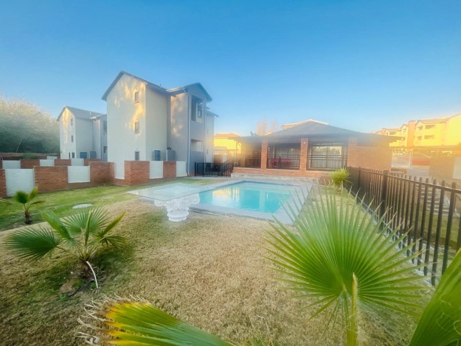 To Let 4 Bedroom Property for Rent in Kyalami Hills Gauteng