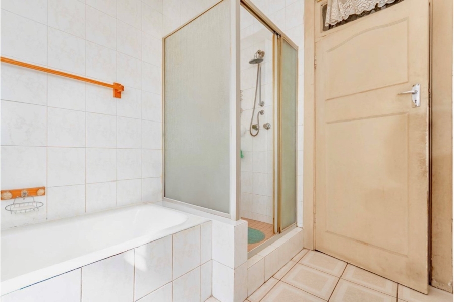 3 Bedroom Property for Sale in Rosettenville Gauteng