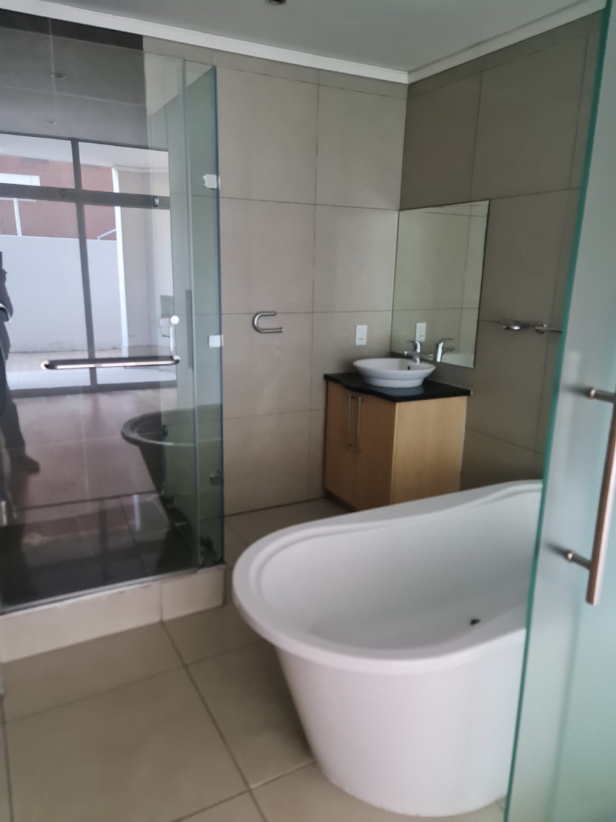 To Let 2 Bedroom Property for Rent in Sandton Central Gauteng