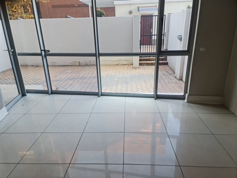 To Let 2 Bedroom Property for Rent in Sandton Central Gauteng