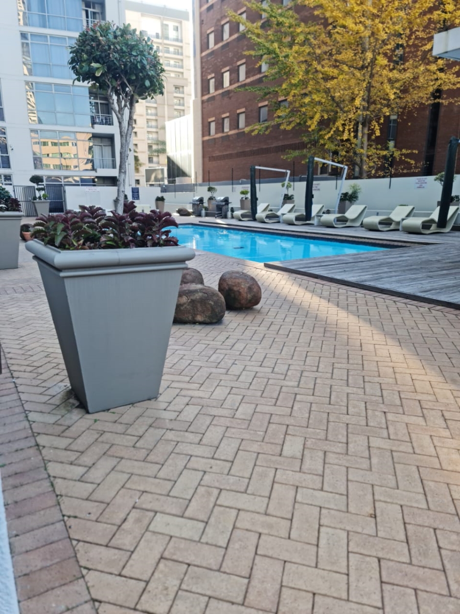 To Let 2 Bedroom Property for Rent in Sandton Central Gauteng