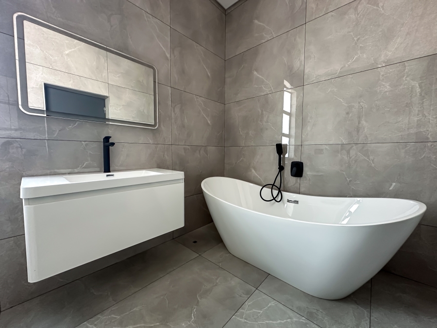 3 Bedroom Property for Sale in Fountainbrook Estate Gauteng