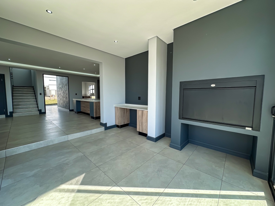 3 Bedroom Property for Sale in Fountainbrook Estate Gauteng