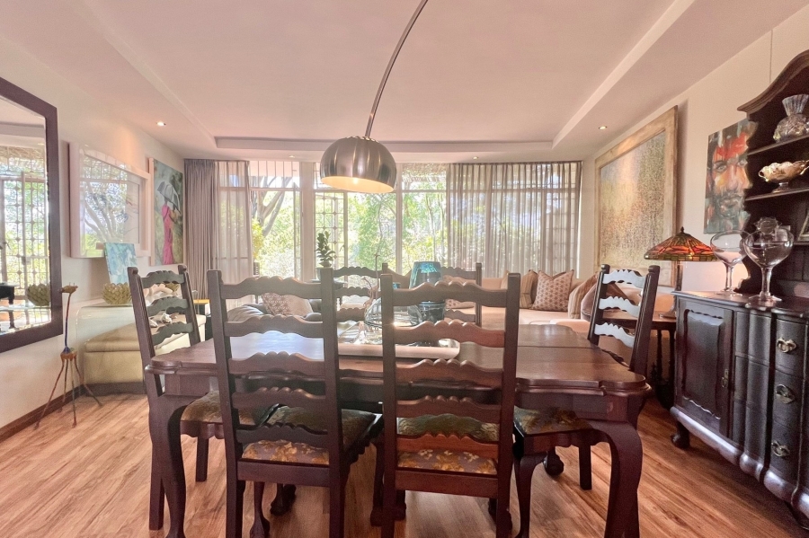 1 Bedroom Property for Sale in Bryanston Gauteng
