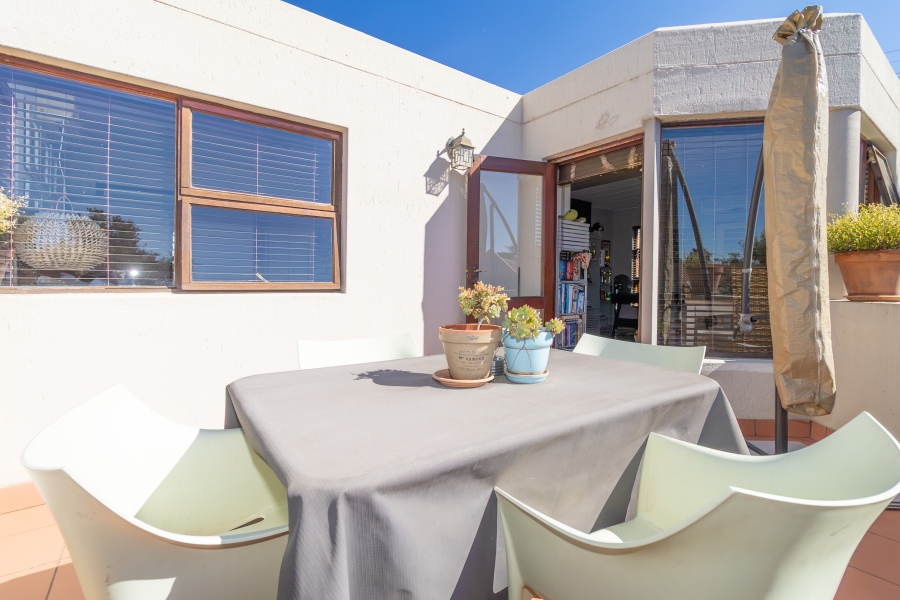 3 Bedroom Property for Sale in Magaliessig Gauteng