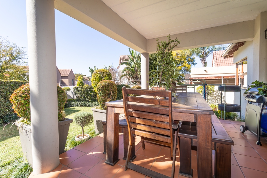 3 Bedroom Property for Sale in Magaliessig Gauteng